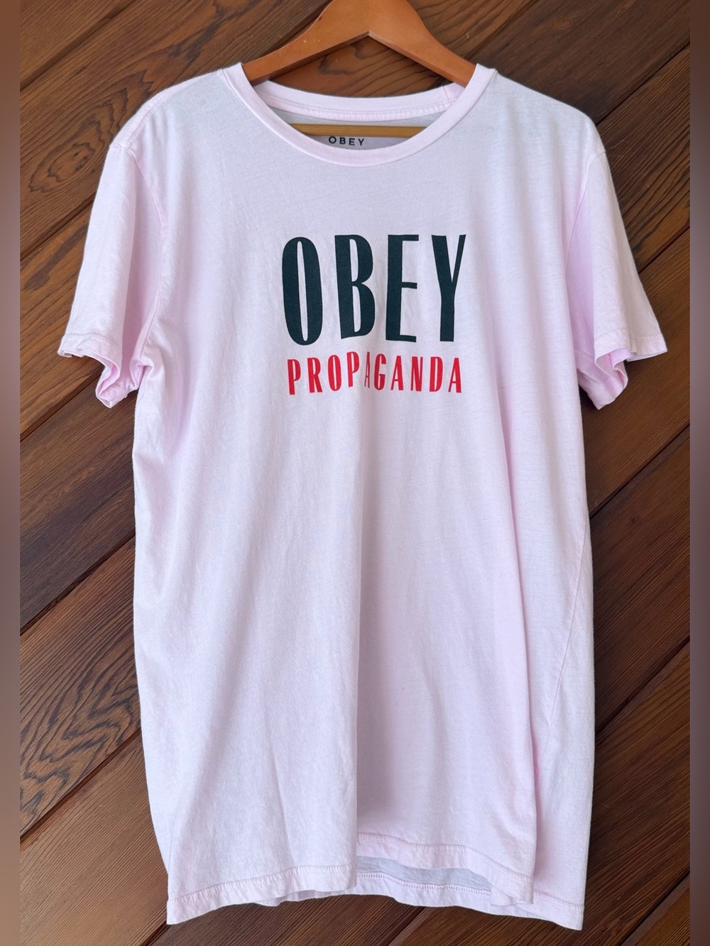 Obey Worldwide Propaganda Graphic Tee Size Large Light Pink 100% Cotton